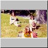 Foto: Exkursion 1972 - Margarete Zach, Helene Schicka, Annemarie Leitgeb   - ( 1972____stoob_01.jpg   <57.37 KB> )